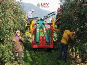 Samochodný stroj na ovoce do sadu LPV agro Agilis